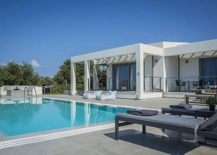 Romeo By Select Vila